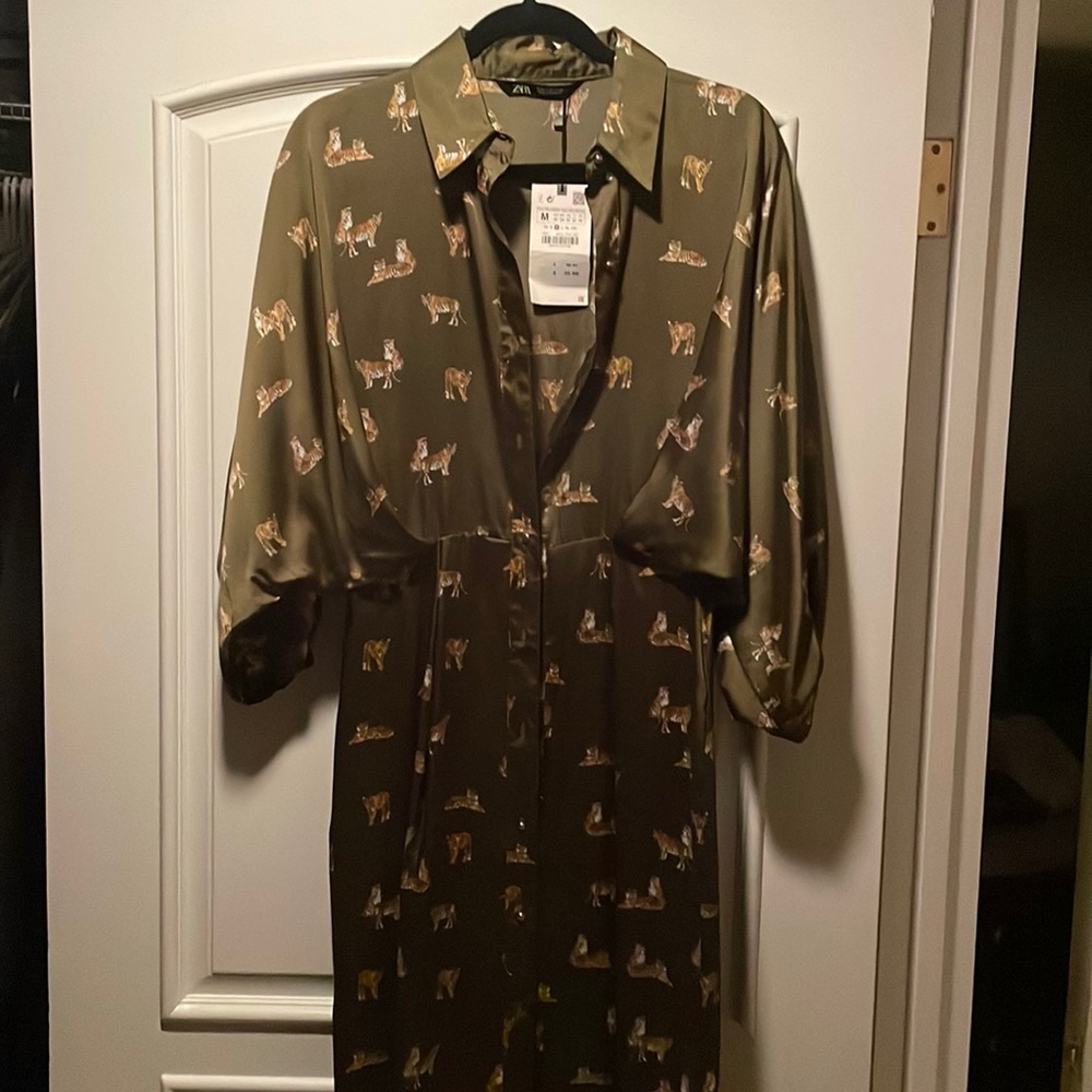 Zara tiger print shirt dress. Gold buttons down, gathers at waist. NWT.